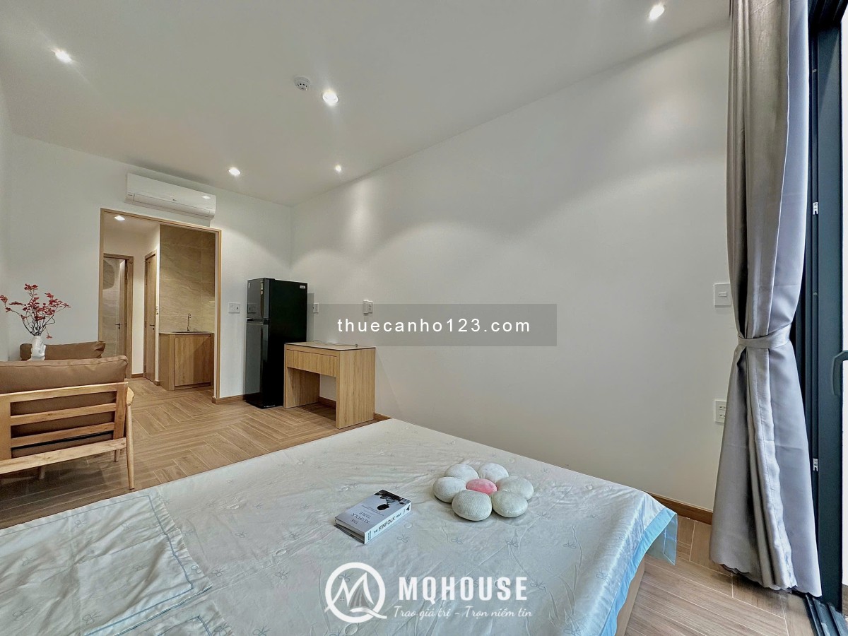 KHAI TRƯƠNG CĂN HỘ BAN CÔNG NỘI THẤT GỖ CAO CẤP GIẶT SẤY RIÊNG NGAY KHU K300 - LOTTE MART CỘNG HÒA