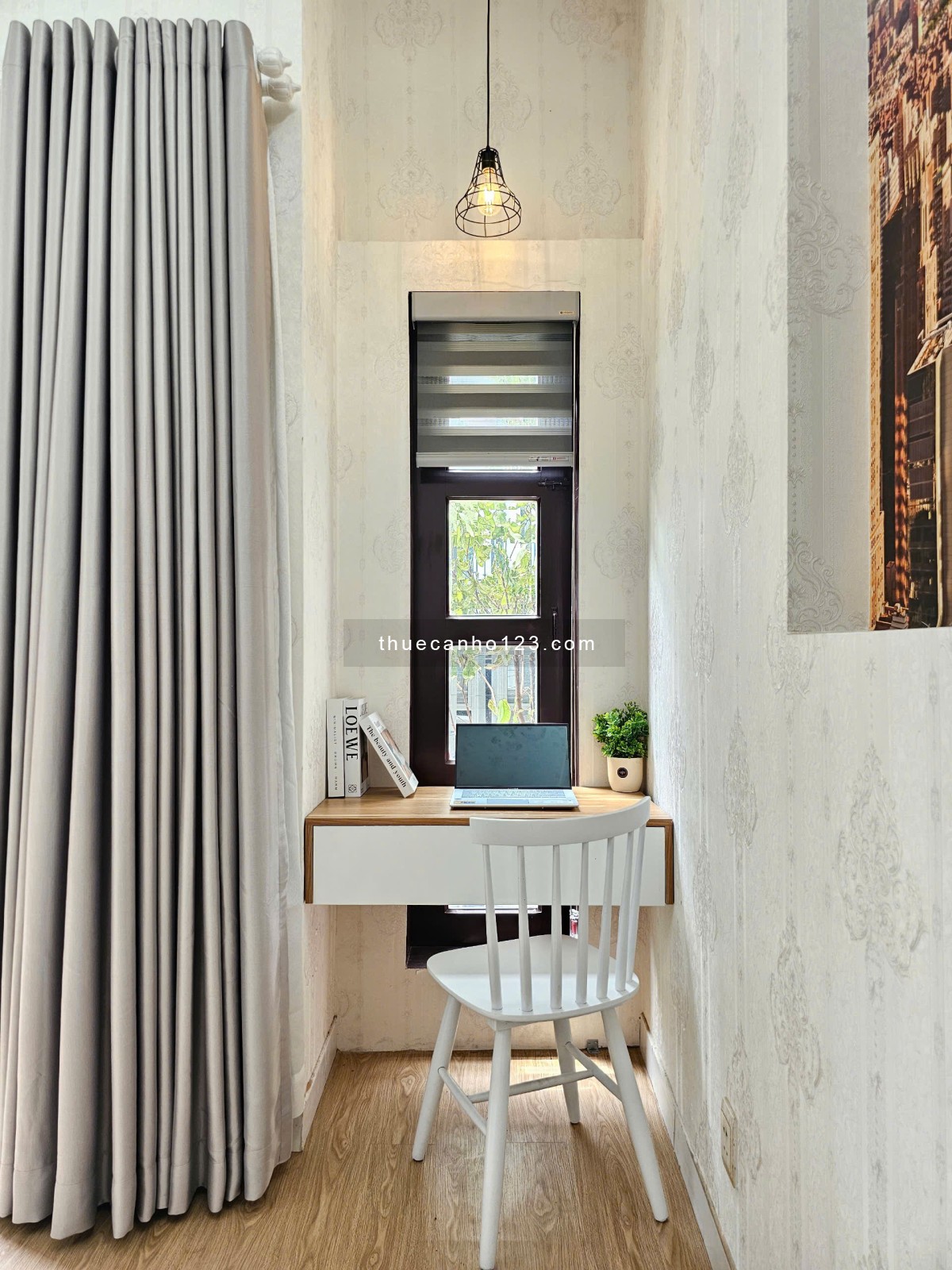 Căn hộ studio balcony _ MGR Đặng Văn Ngữ gần nhà thờ Ba Chuông _ Cầu Công Lý _ Hoàng Sa Phú Nhuận