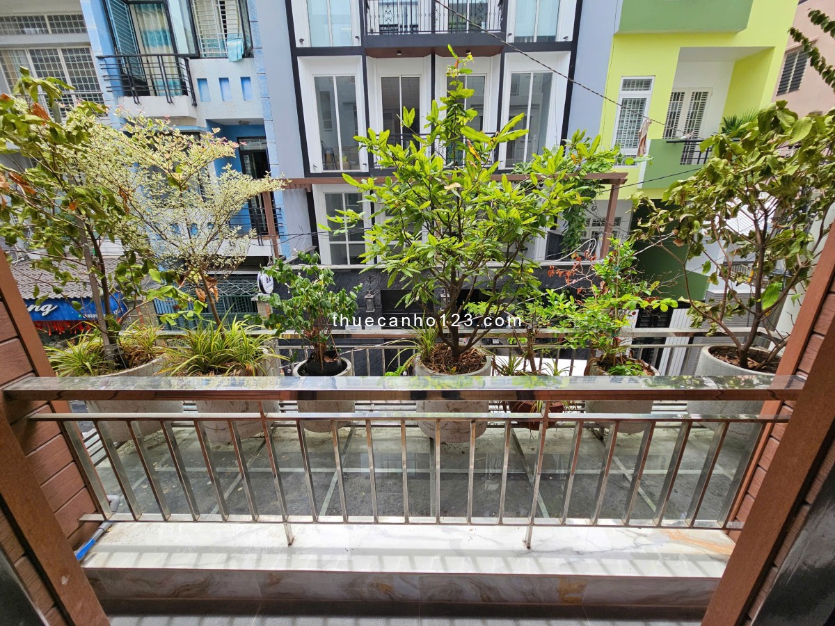 Căn hộ studio balcony _ MGR Đặng Văn Ngữ gần nhà thờ Ba Chuông _ Cầu Công Lý _ Hoàng Sa Phú Nhuận