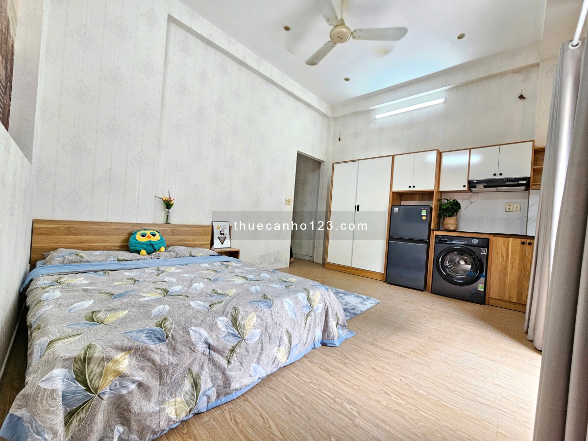 Căn hộ studio balcony _ MGR Đặng Văn Ngữ gần nhà thờ Ba Chuông _ Cầu Công Lý _ Hoàng Sa Phú Nhuận