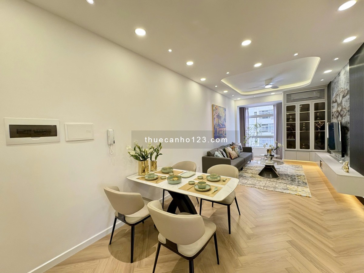 Chính chủ cho thuê gấp căn góc đẹp nhất Sky Garden 1, DT 89 m2, 3PN, Full nội thất cao cấp, 32tr