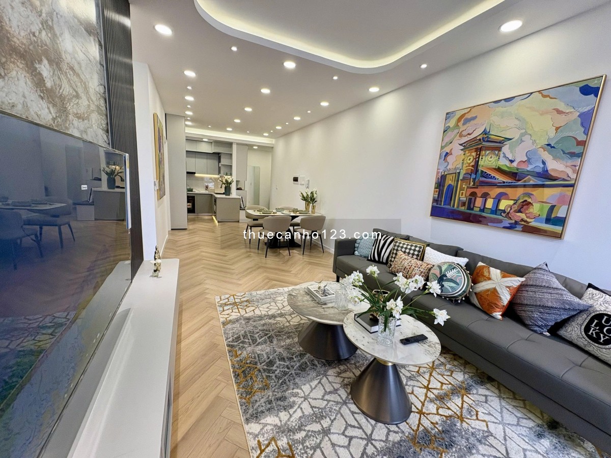 Chính chủ cho thuê gấp căn góc đẹp nhất Sky Garden 1, DT 89 m2, 3PN, Full nội thất cao cấp, 32tr