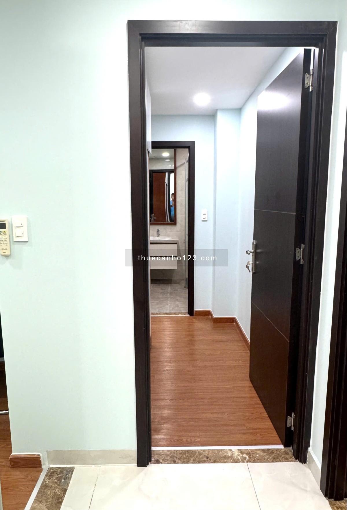 Cho thuê căn hộ lầu cao Scenic Valley, Phú Mỹ Hưng, 3PN - 2WC, nhà mới