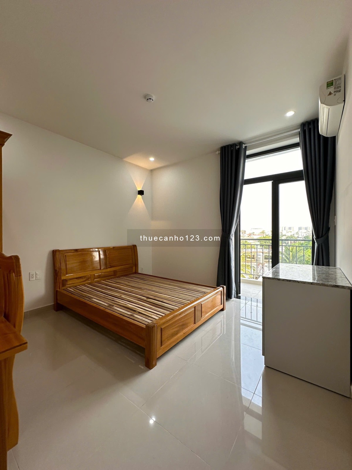 Căn hộ/studio full nt, ban công trung tâm quận 7 thuận tiện qua quận 4 và quận 1, tdtu, rmit, nttu