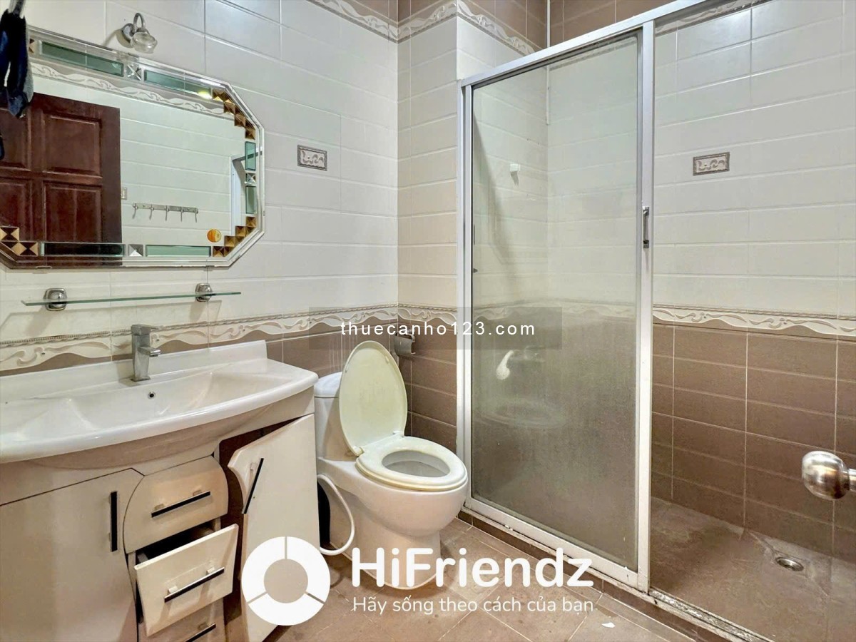 Cho thuê căn hộ Studio Tách bếp Ban công Q8 gần Parc Mall, Cao đẳng Nam Bách Khoa Sài Gòn