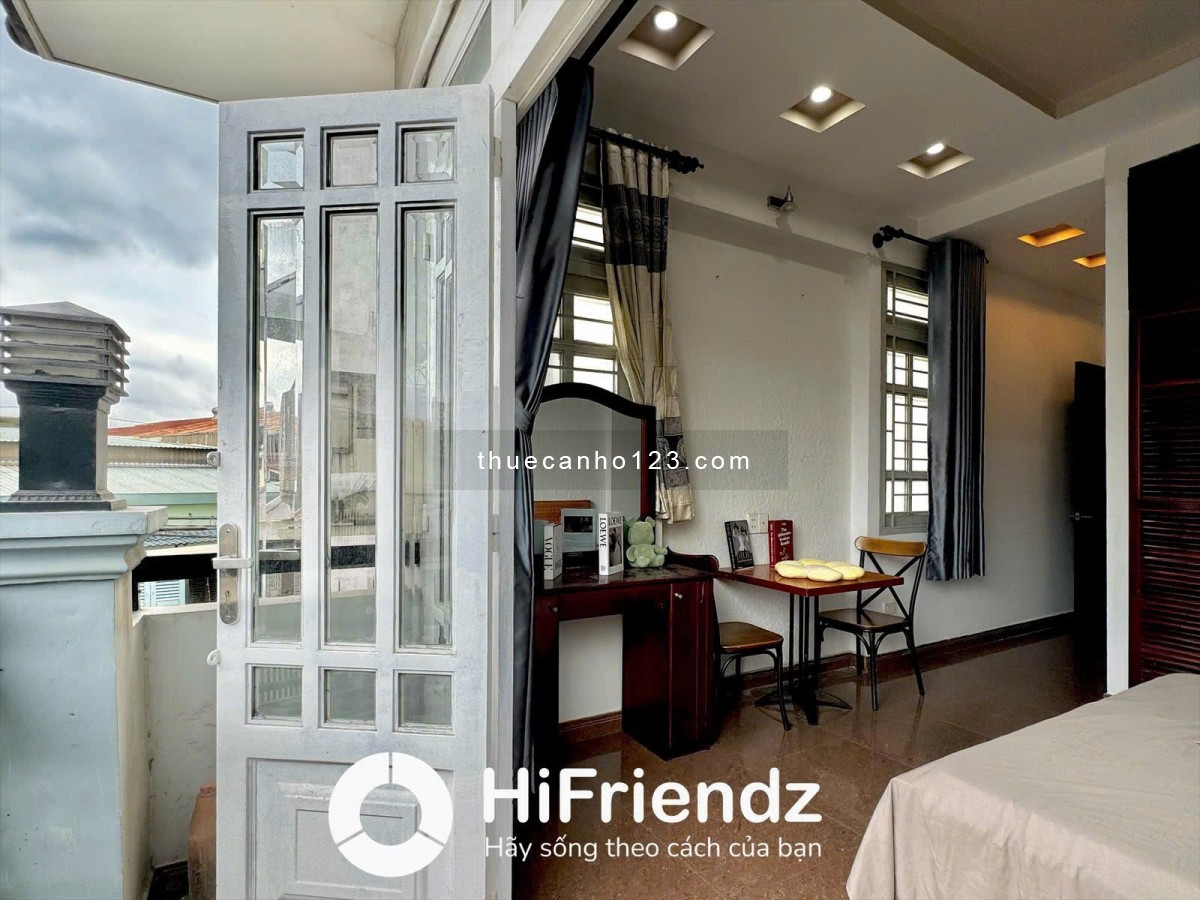 Cho thuê căn hộ Studio Tách bếp Ban công Q8 gần Parc Mall, Cao đẳng Nam Bách Khoa Sài Gòn