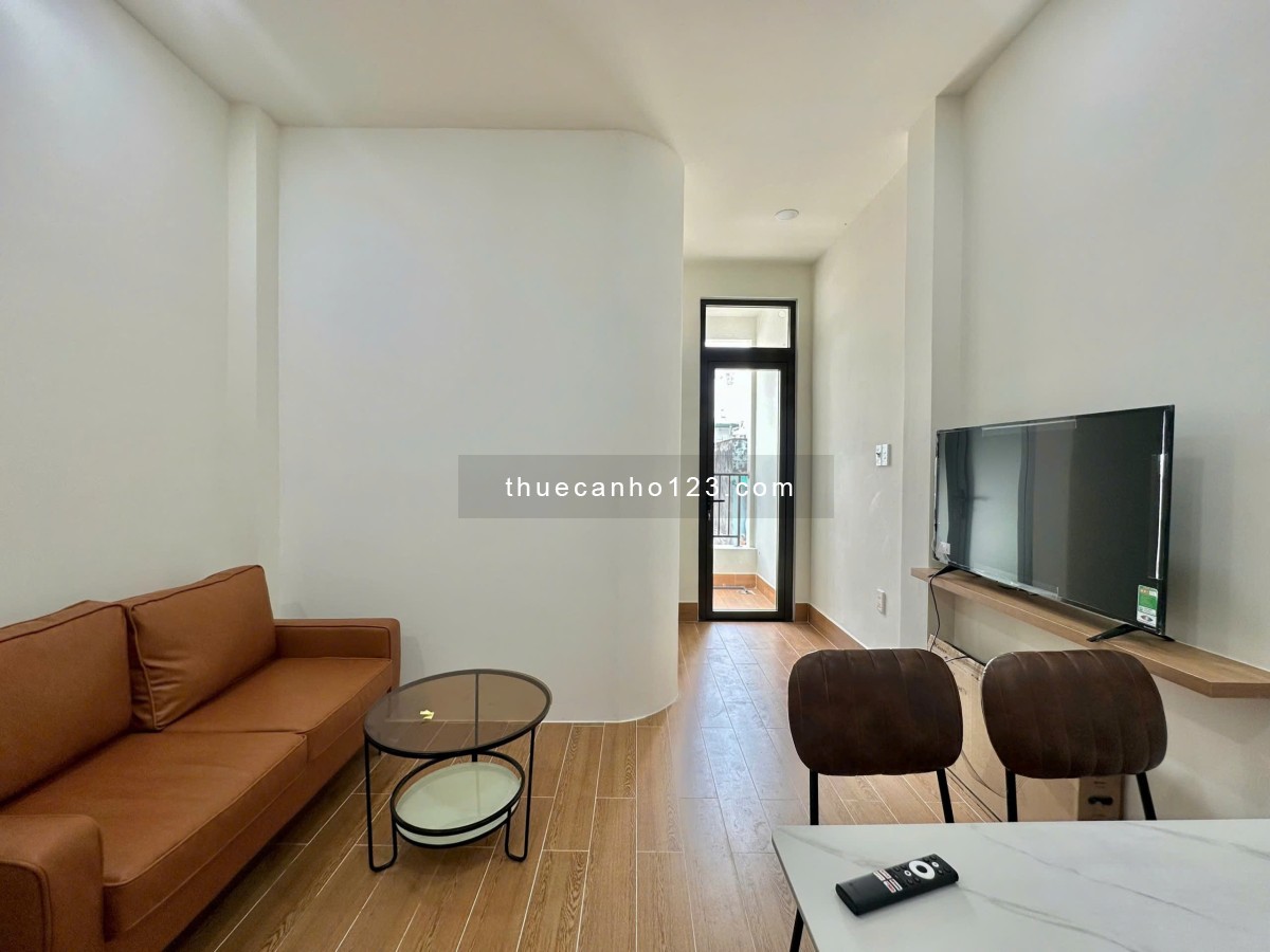 Cho thuê căn hộ dịch vụ Hồ Bá Kiện, Quận 10, gần ĐH Bách Khoa & Công viên Lê Thị Riêng