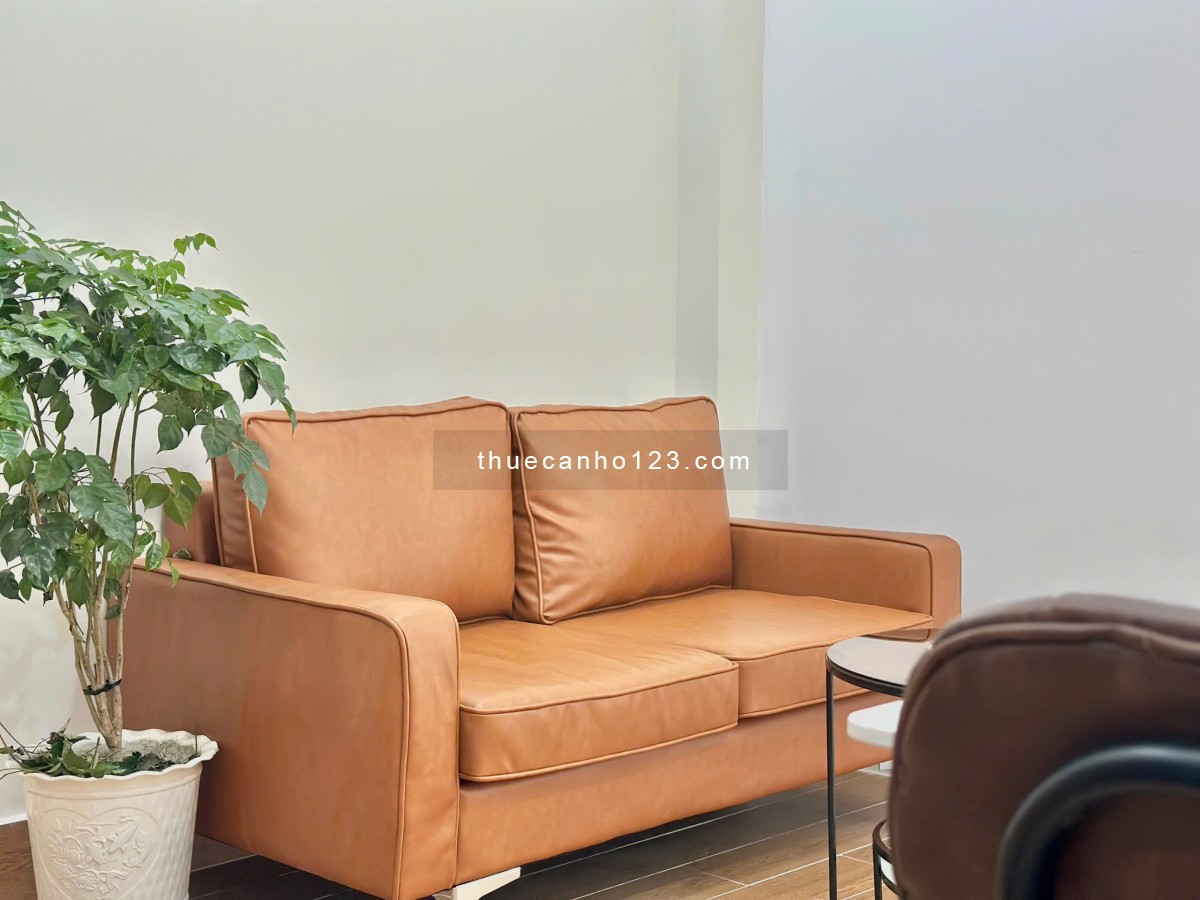 Cho thuê căn hộ dịch vụ Hồ Bá Kiện, Quận 10, gần ĐH Bách Khoa & Công viên Lê Thị Riêng