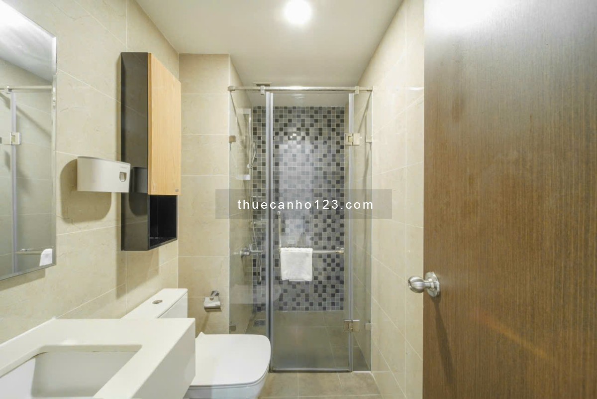 The Tresor cho thuê căn hộ 2PN 1WC 65m2 view hoàng hôn tại Bến Vân Đồn Q4 sát bên quận 1