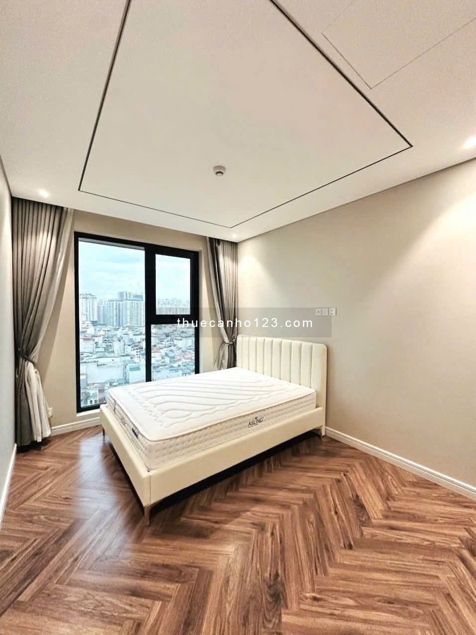 Cho thuê căn 2n full đồ đẹp xịn King palace giá 18 triệu