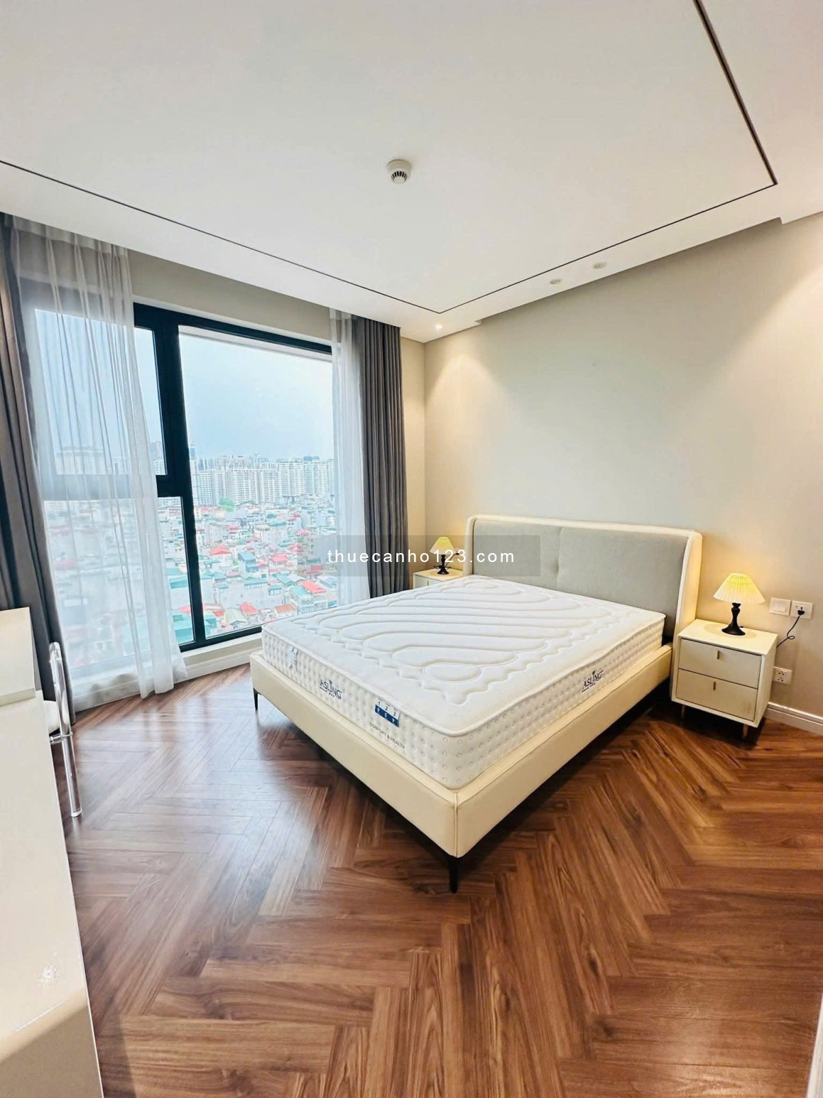 Cho thuê căn 2n full đồ đẹp xịn King palace giá 18 triệu