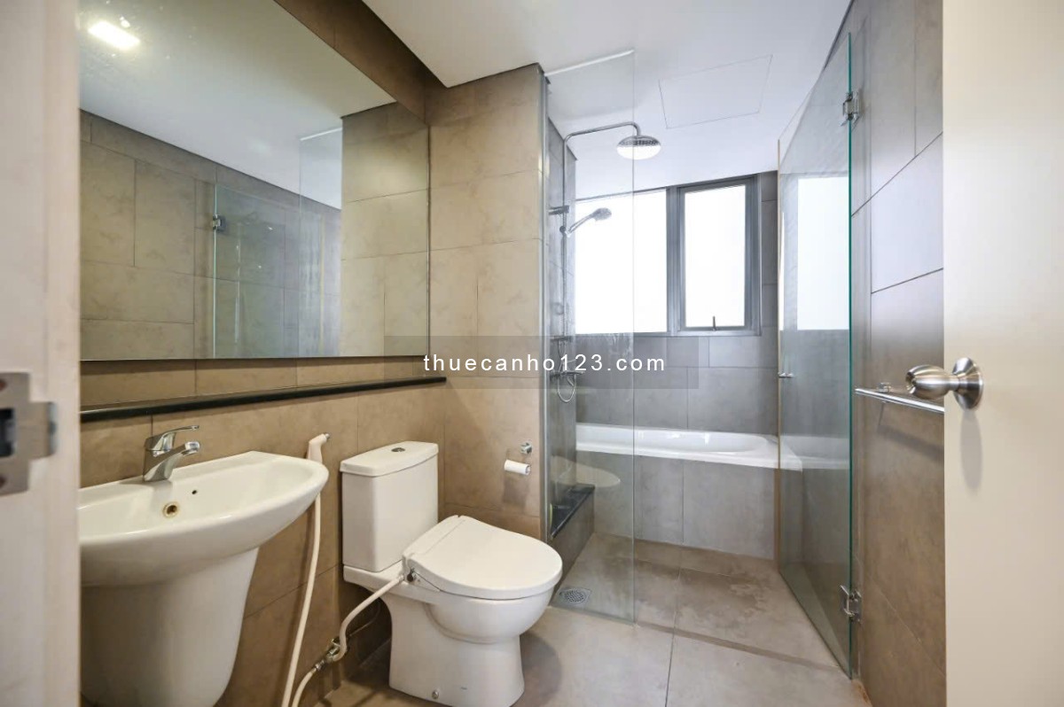 Cho thuê căn hộ cao cấp Riviera Point DT148m2, 3PN, 3WC, Full nội thất cao cấp, giá cho thuê 40 tr