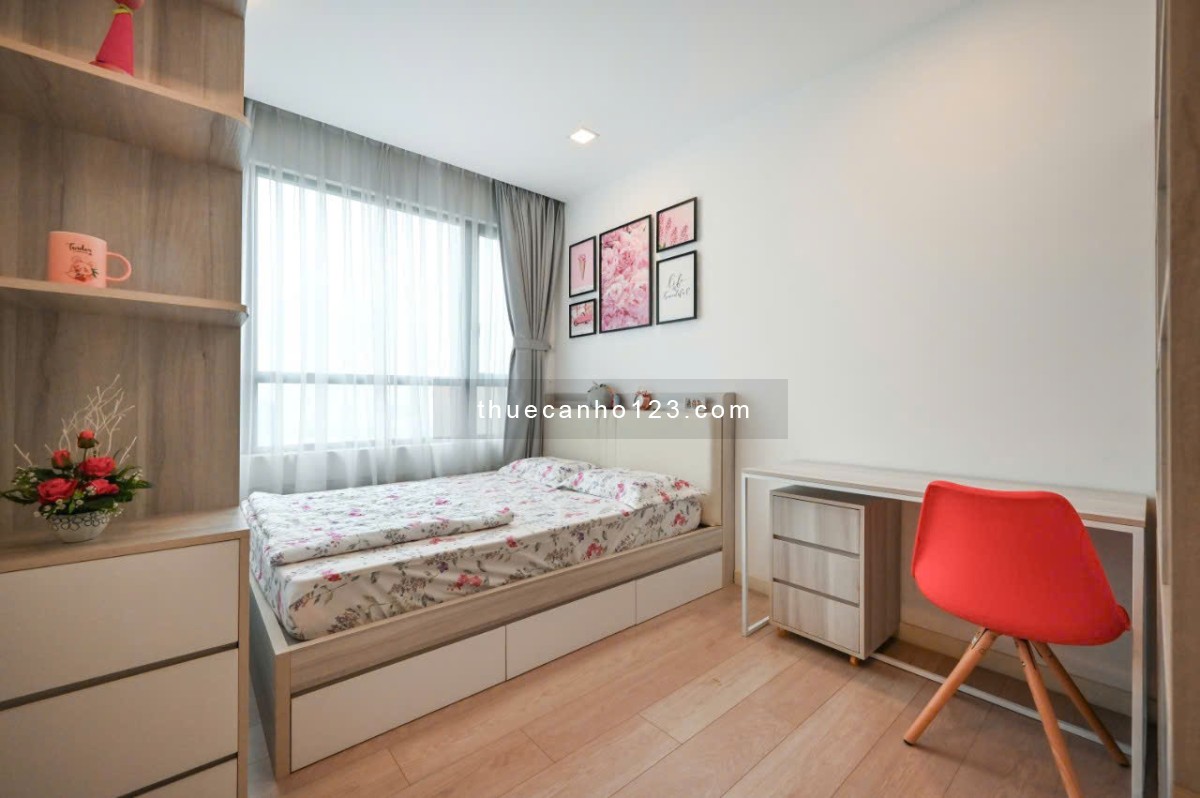 Cho thuê căn hộ cao cấp Riviera Point DT148m2, 3PN, 3WC, Full nội thất cao cấp, giá cho thuê 40 tr