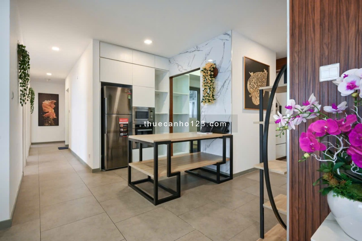 Cho thuê căn hộ cao cấp Riviera Point DT148m2, 3PN, 3WC, Full nội thất cao cấp, giá cho thuê 40 tr