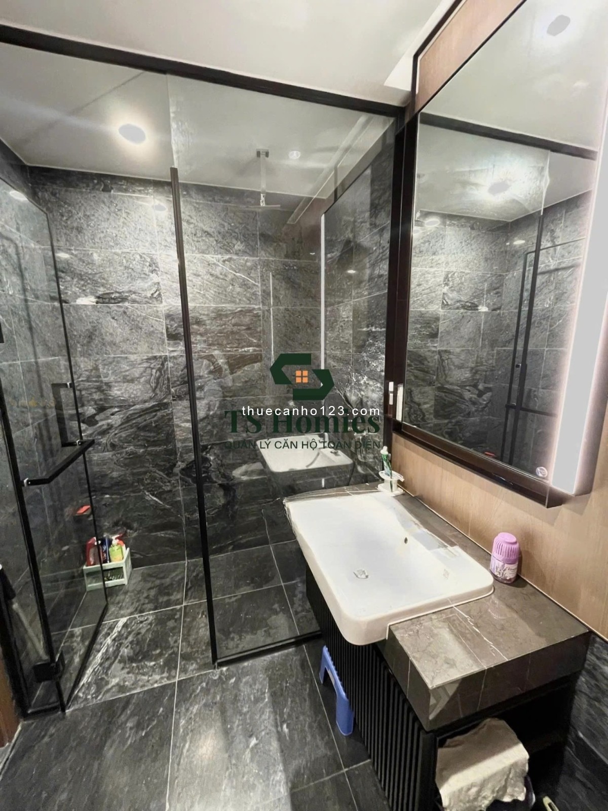 Lumiere Riverside – Căn 2PN full nội thất, view sông tuyệt đẹp