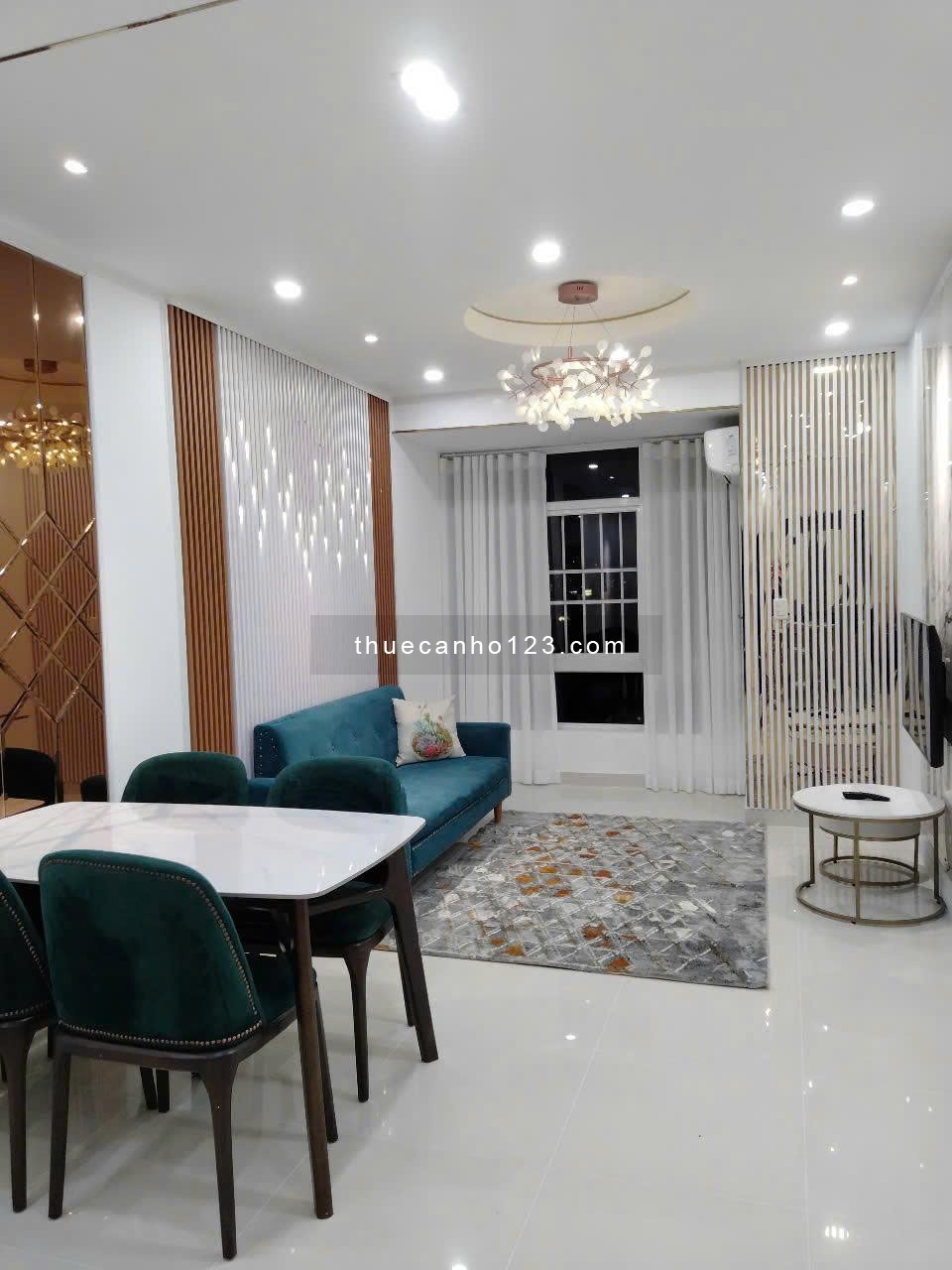 Cho thuê căn hộ Sky Garden 3 – View Landmark cực đẹp