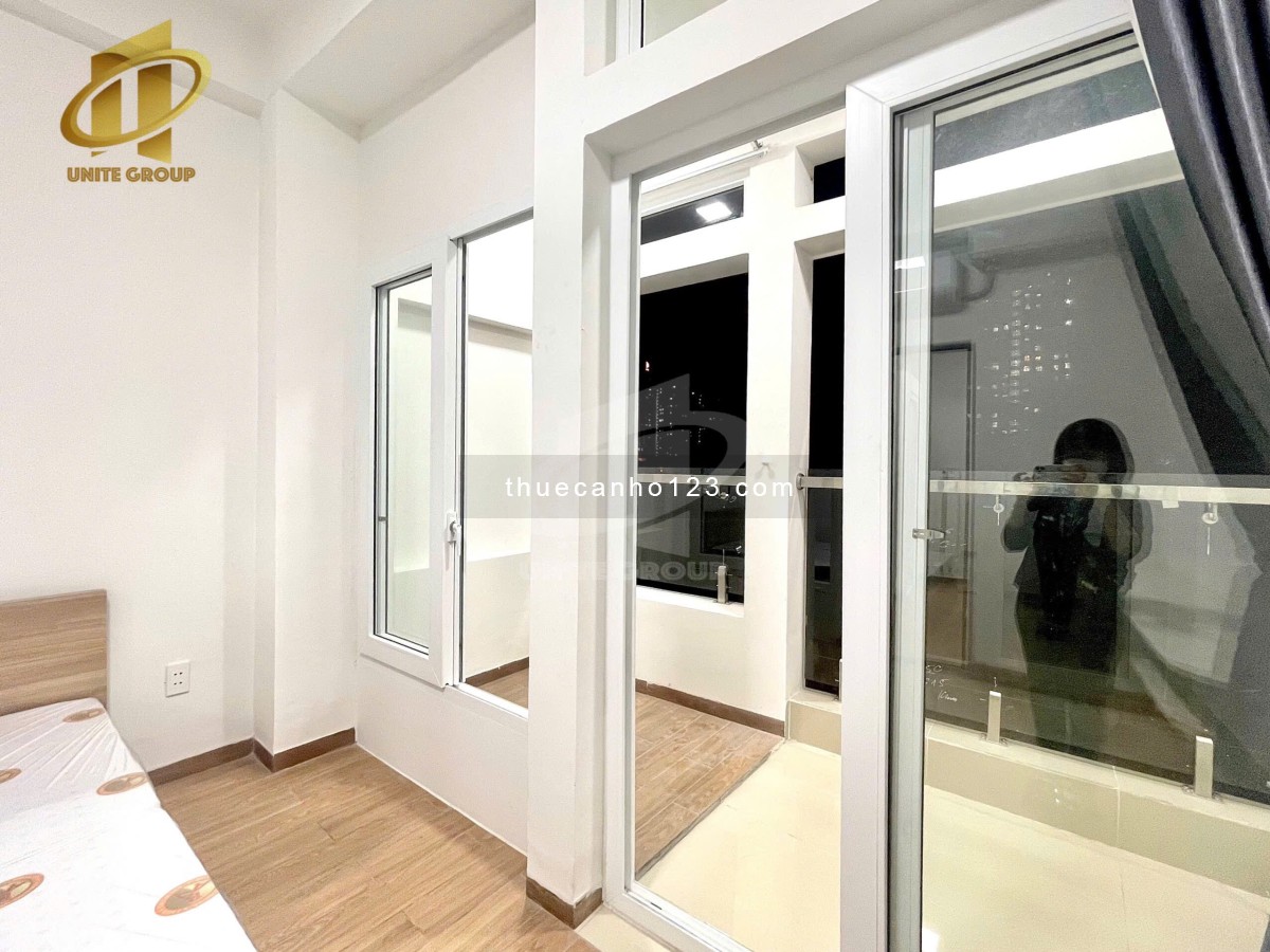 Cho thuê căn 1PN ban công Q4, gần cầu Kênh Tẻ, Đh Nguyễn Tất Thành, Đh Luật