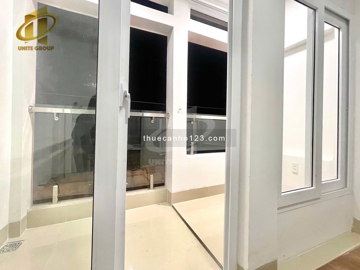 Cho thuê căn 1PN ban công Q4, gần cầu Kênh Tẻ, Đh Nguyễn Tất Thành, Đh Luật