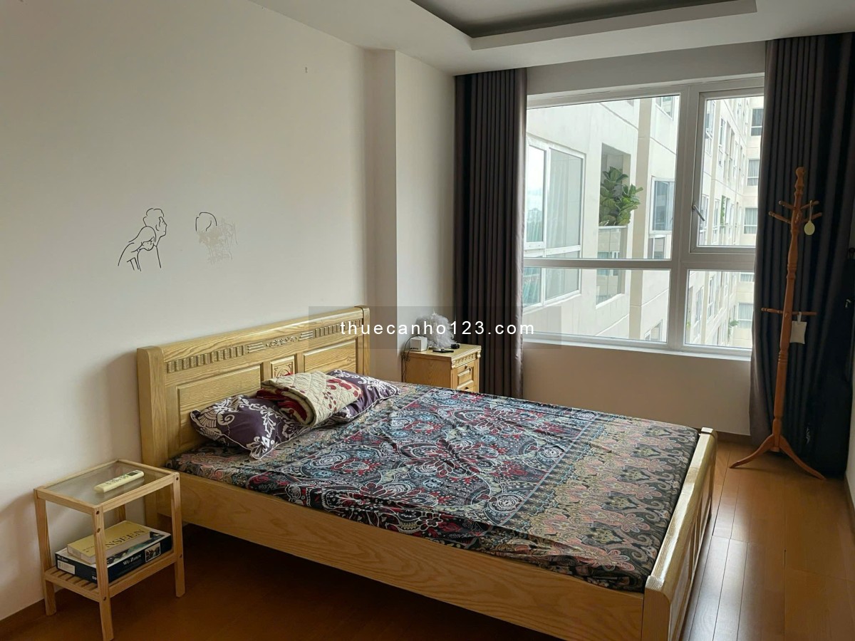 Cho thuê căn hộ 3PN - 2WC - 96m2 chung cư Sky Center full nội thất cao cap giá chỉ 22 tr/th