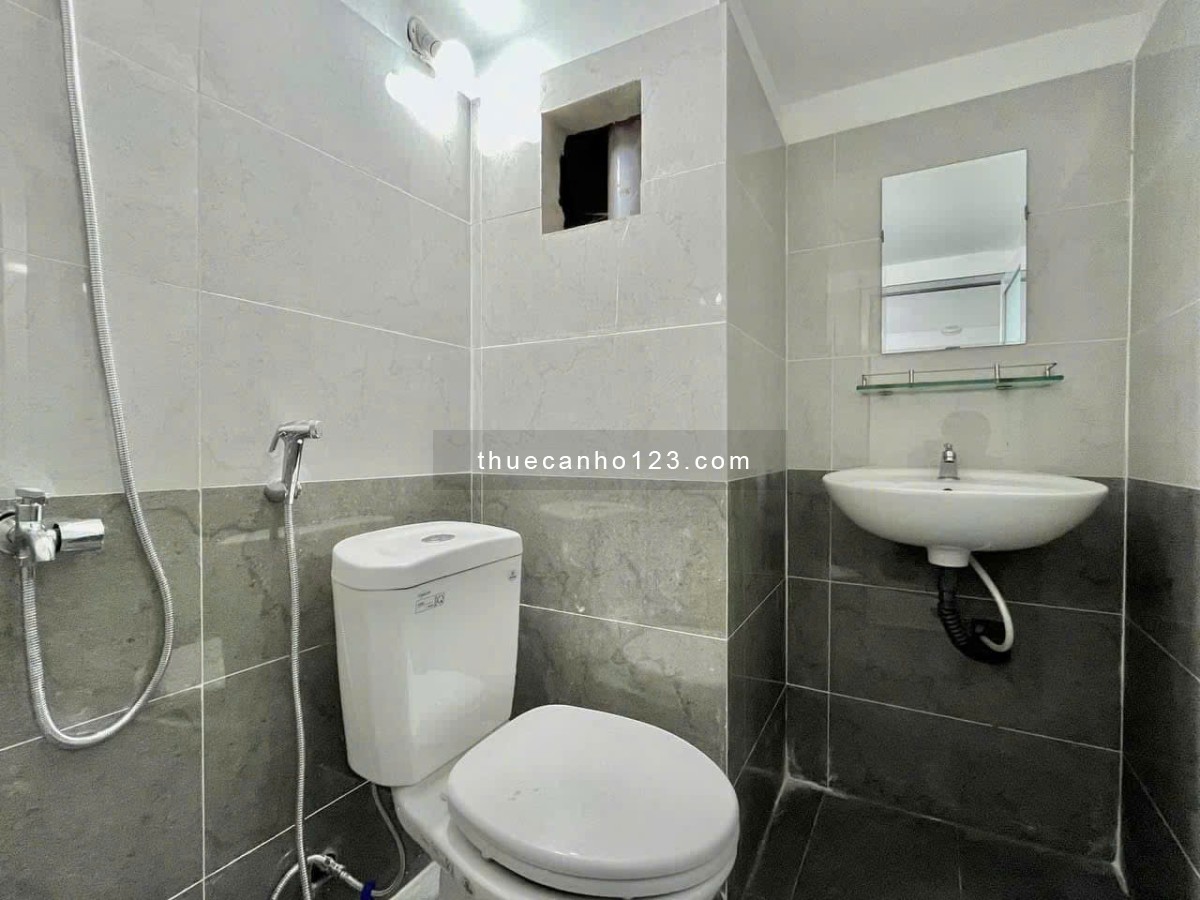 Căn hộ có gác / duplex full nội thất trung tâm Quận 7, gần TDTU, RMIT, UFM, NTTU,