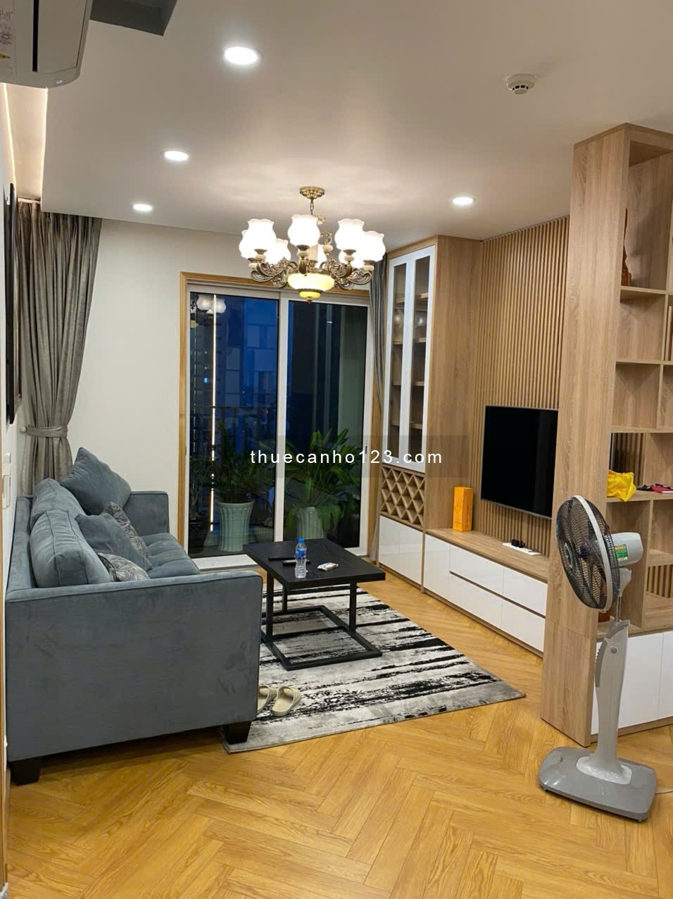 Cho thuê căn hộ theo yêu cầu Vista Verde 1PN: 14tr, 2PN: 17tr, 3PN: 25tr từ NTCB đến full NT