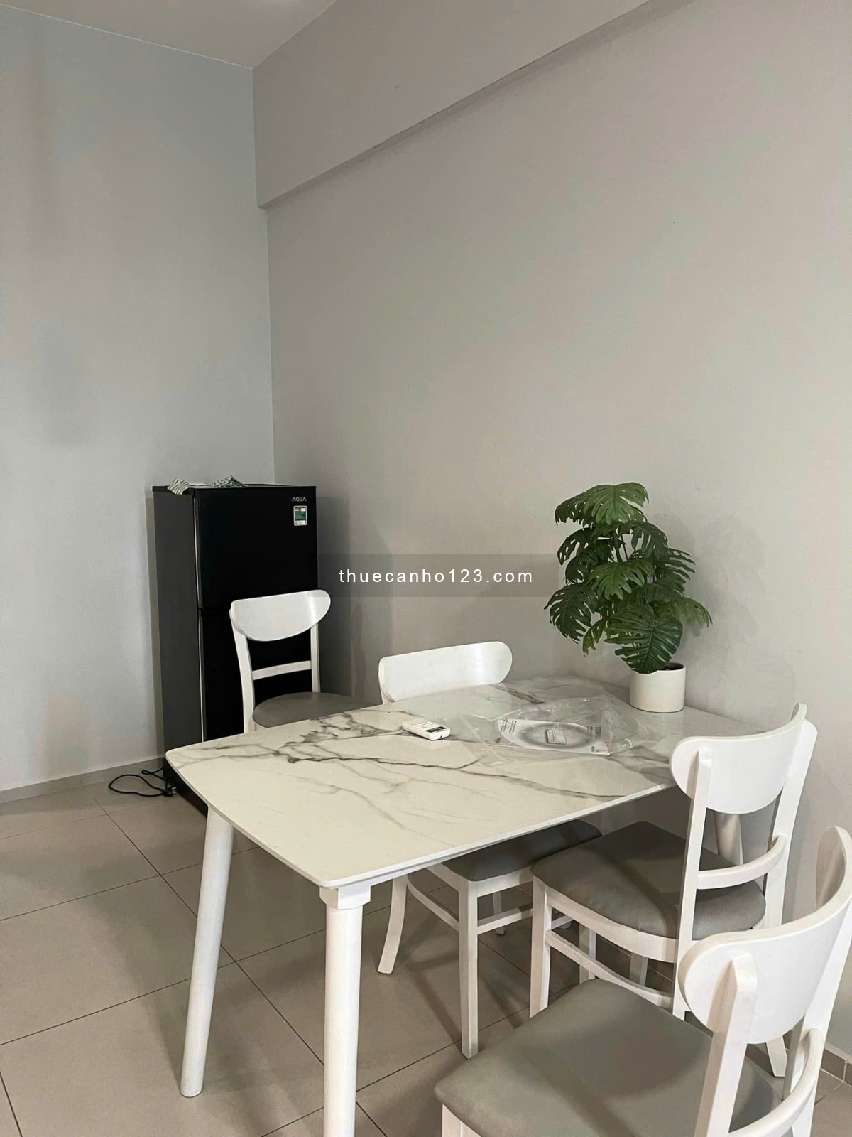 Chung cư Phú Thạnh - Tân Phú căn 2p ngủ, rộng 83m2 giá 10tr