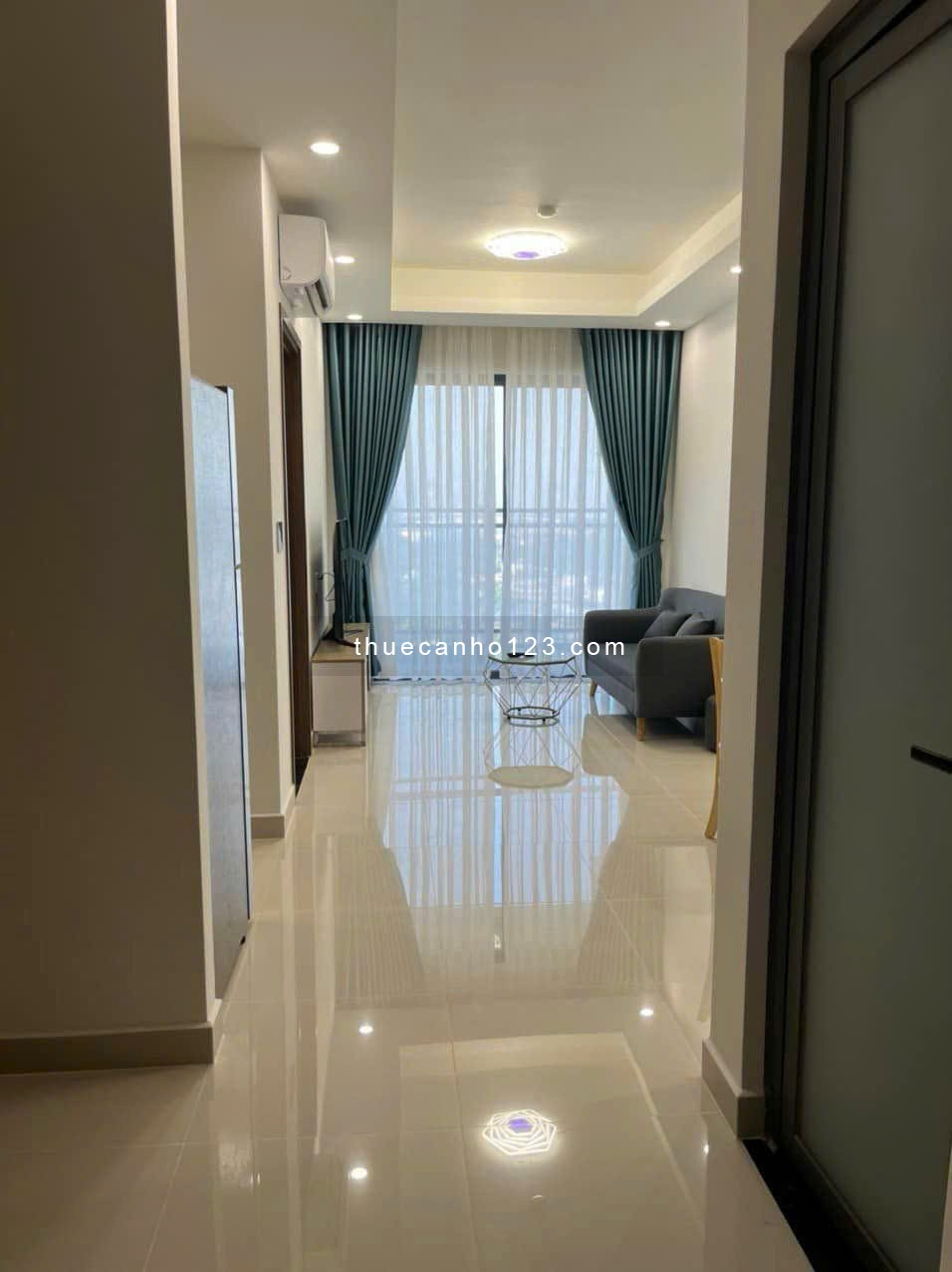 Căn hộ 81m2, 2p ngủ, NTCC, C/c Bàu Cát, Tân Bình chỉ 13tr/th