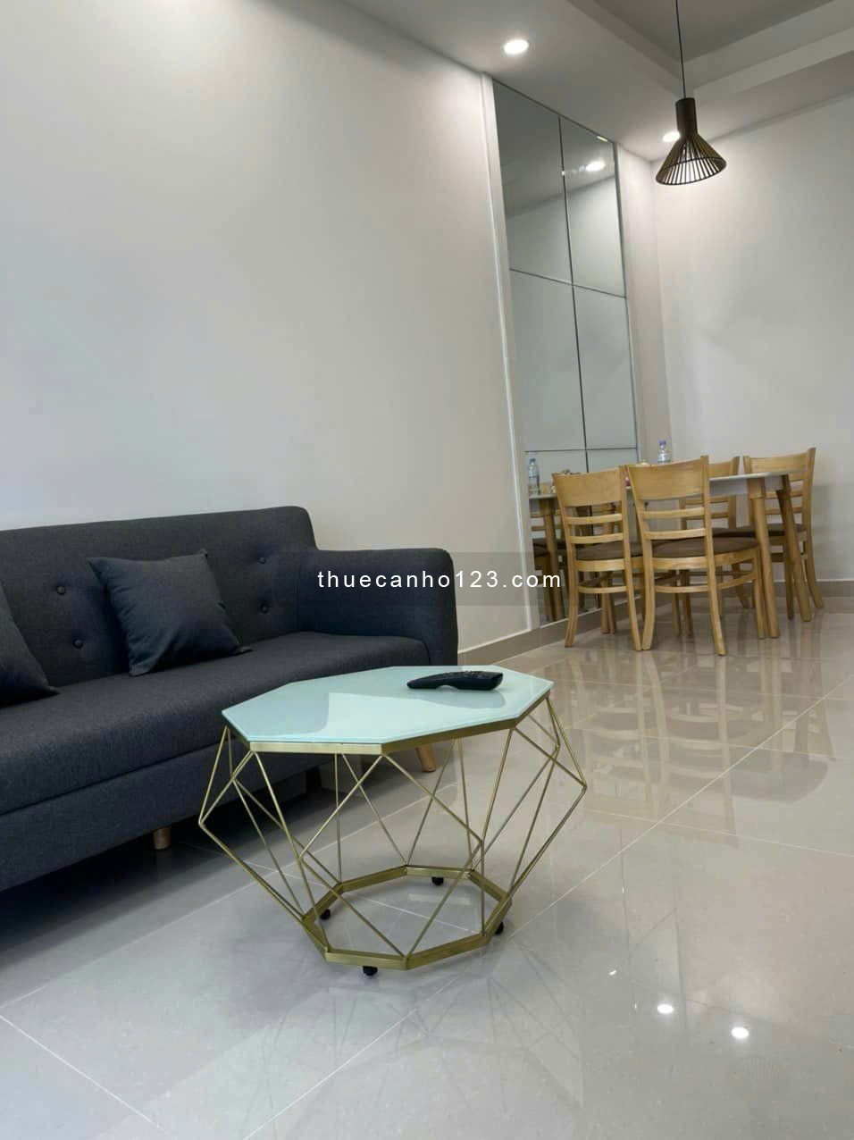 Căn hộ 81m2, 2p ngủ, NTCC, C/c Bàu Cát, Tân Bình chỉ 13tr/th