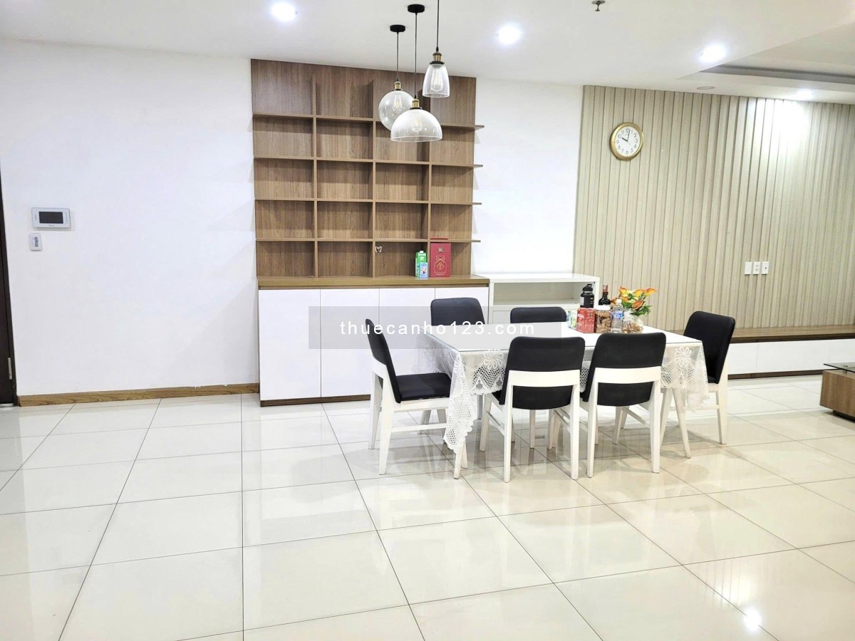 Cộng Hòa Plaza, p12, Tân Bình: 84m2, 2p ngủ, NT giá 13tr/th