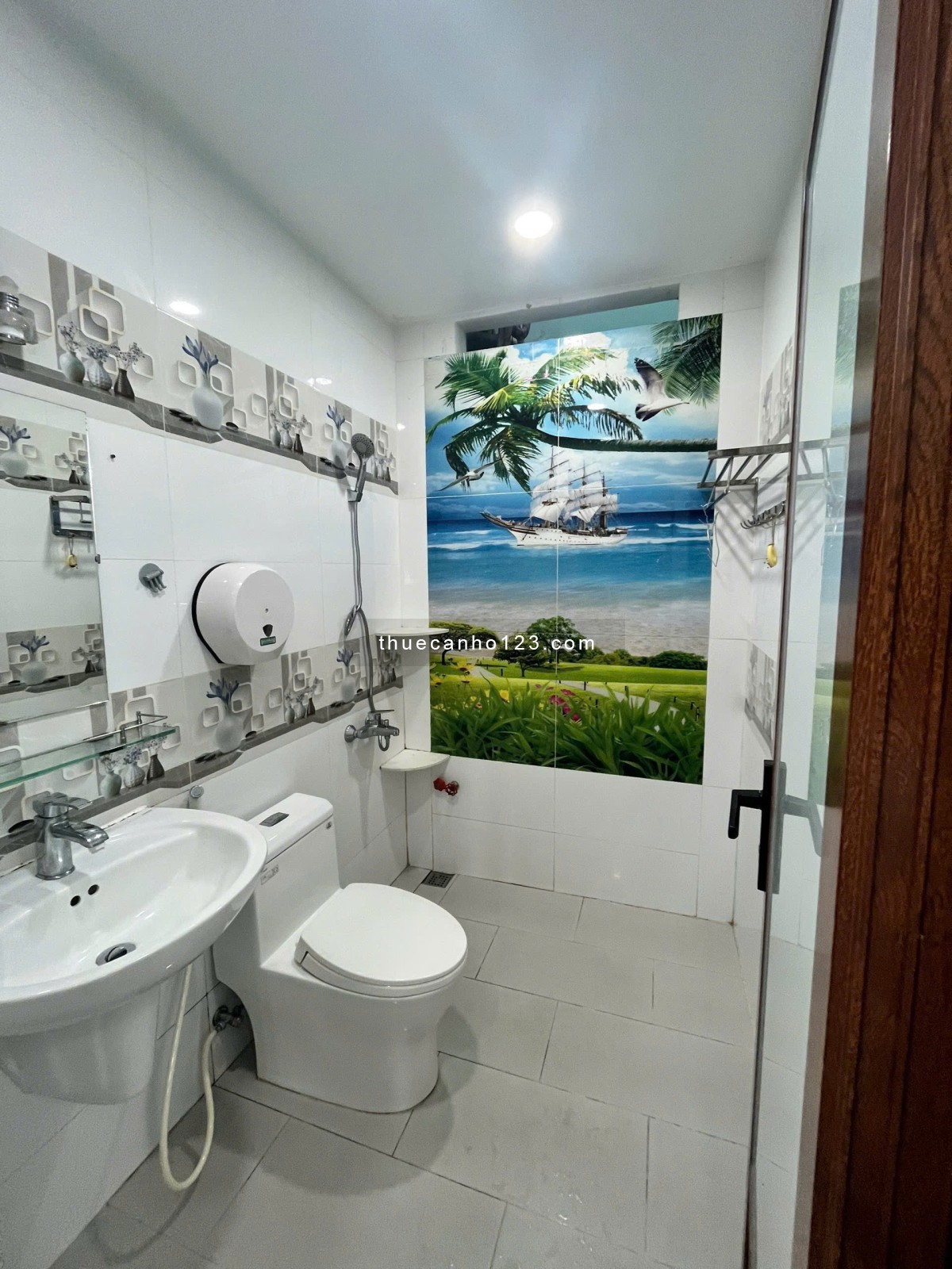 Cho thuê studio thoáng mát gần Sân Bay Tân Sơn Nhất – Bạch Đằng, P2, Tân Bình