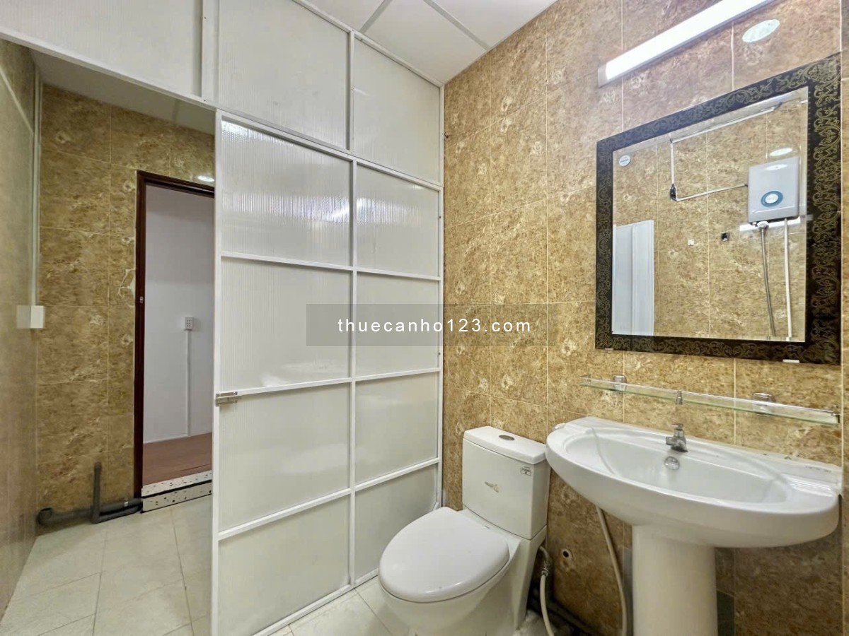 Căn hộ cho thuê Q1 2PN - 50m2 tại trung tâm quận 1 đường Mạc Đỉnh Chi gần ĐH Xã Hội và Nhân Văn