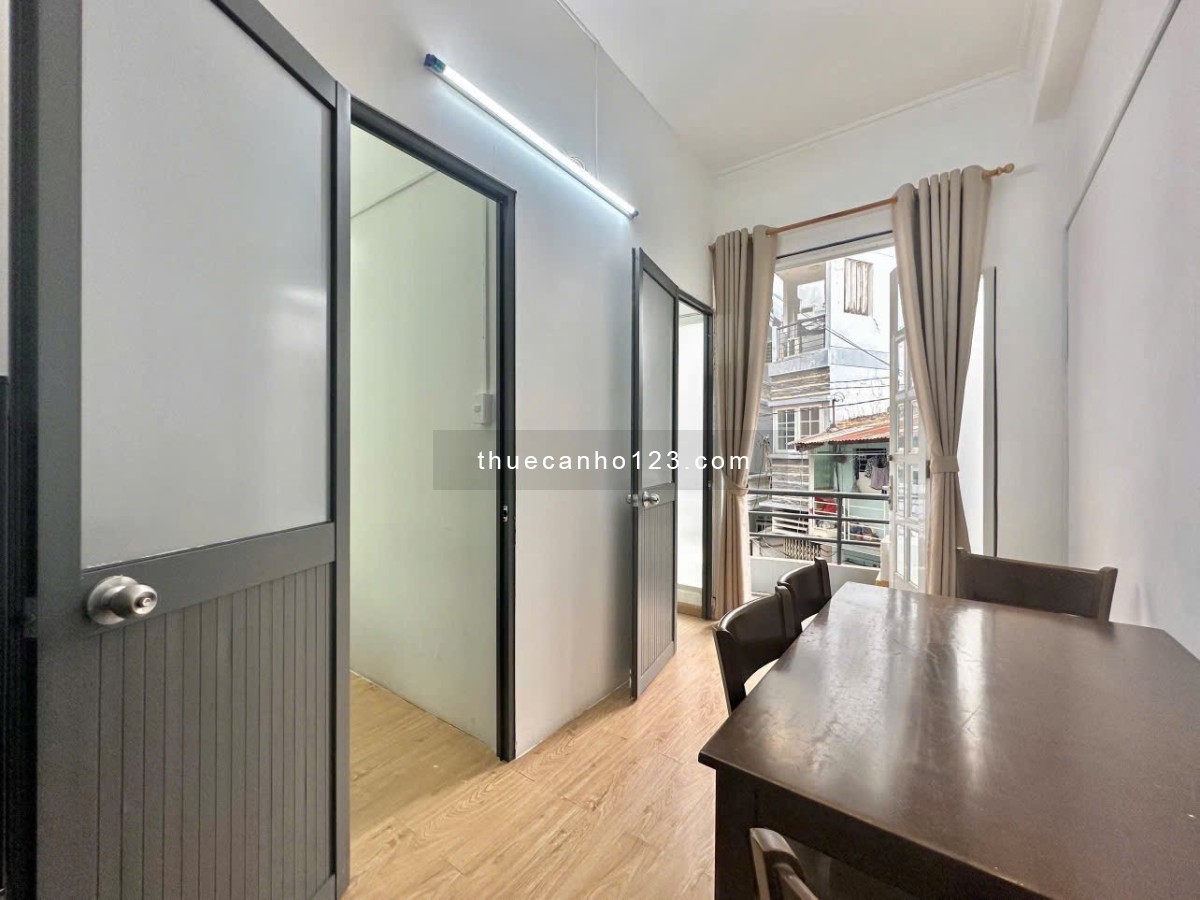 Căn hộ cho thuê Q1 2PN - 50m2 tại trung tâm quận 1 đường Mạc Đỉnh Chi gần ĐH Xã Hội và Nhân Văn