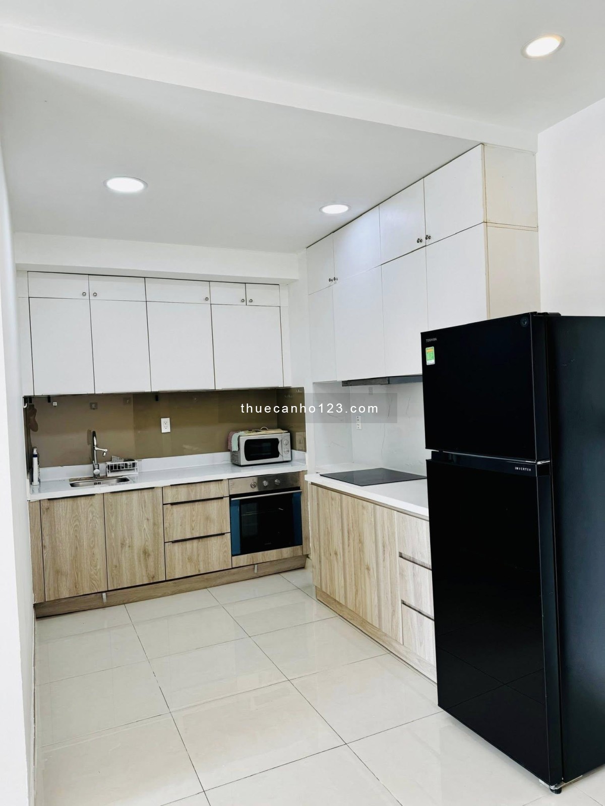 The Botanica, Phổ Quang, Tân BÌnh: 80m2, 2p ngủ, có nội thất, 17tr