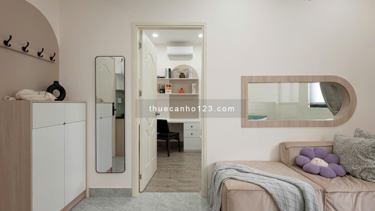 Căn Hộ 1 Phòng Ngủ Full Nội Thất, Thoáng Mát, Thang Máy, Giặt Riêng. Ngay Ngã Tư Hàng Xanh.