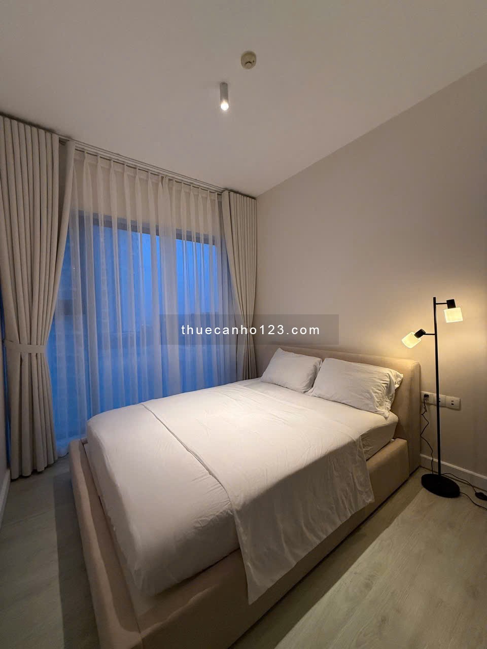 Tận hưởng Sự bình yên đẹp đẽ tại 2 Phòng ngủ, nội thất đầy đủ, chỉ 60 triệu. Tại Gateway Thảo Điền