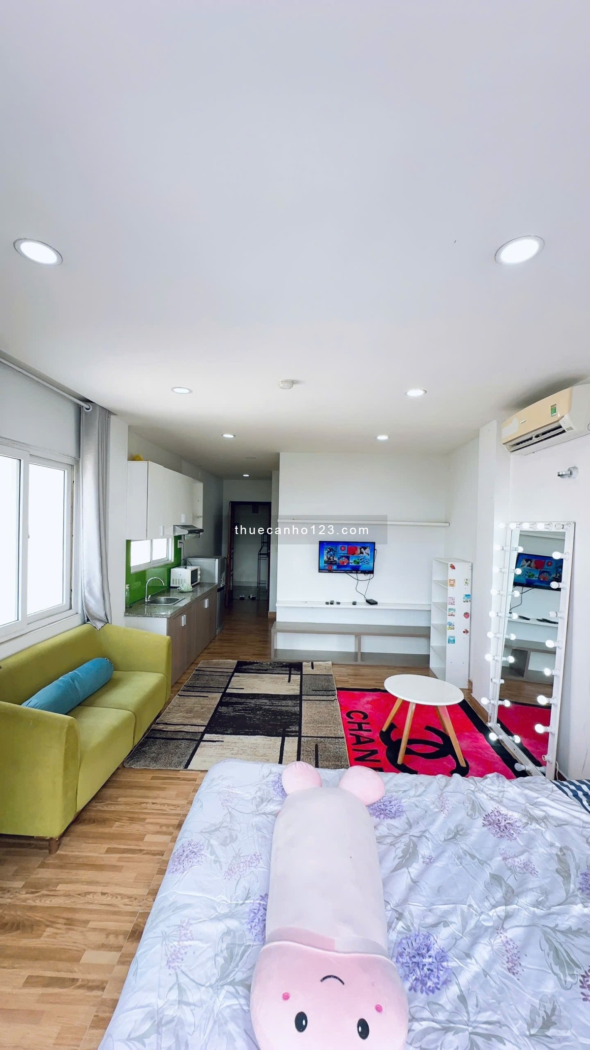 Cho thuê studio mặt tiền Bến Vân Đồn ngay cầu Calmette, Đh Luật, Đh Nguyễn Tất Thành