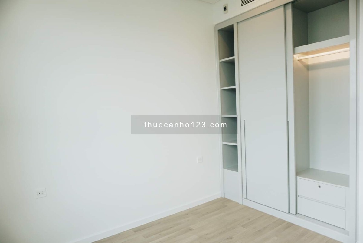 Cho thuê căn họ Sadora Sala 3 phòng ngủ , 113m2, nội thất cơ bản , view landmark 81