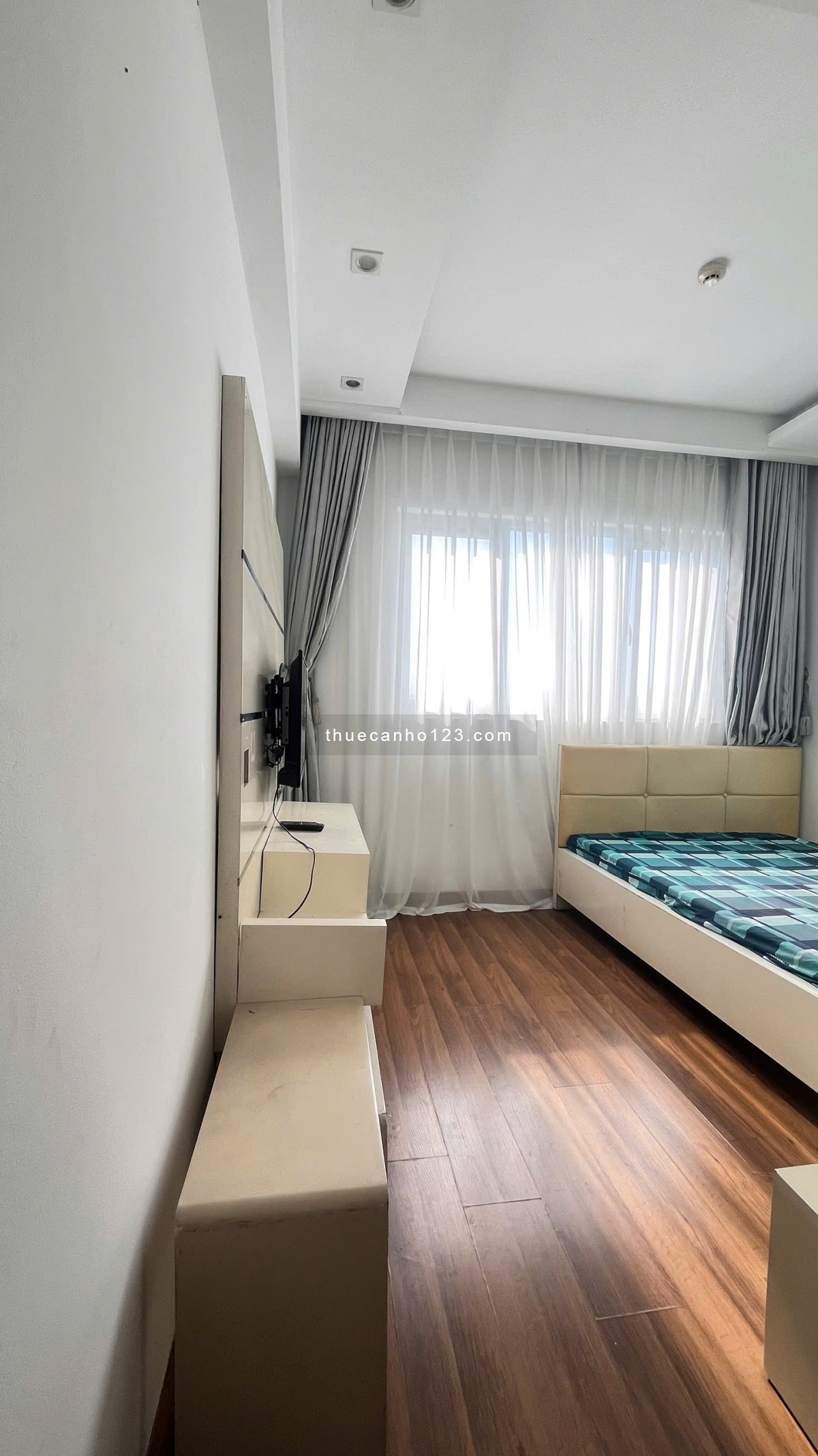 Cho thuê Ruby Celadon City Tân Phú: 70m2, 2pn 2wc, Nội thất đầy đủ, giá 12.5tr/th.LH: 0981170149 Văn