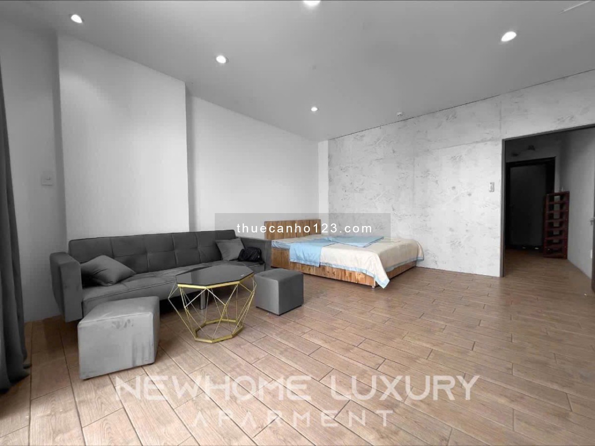 Cho thuê căn hộ Balcony _ Thang máy Lê Văn Sỹ gần cầu Công Lý _ Bờ kè Hoàng Sa _ nhà thờ Ba Chuông