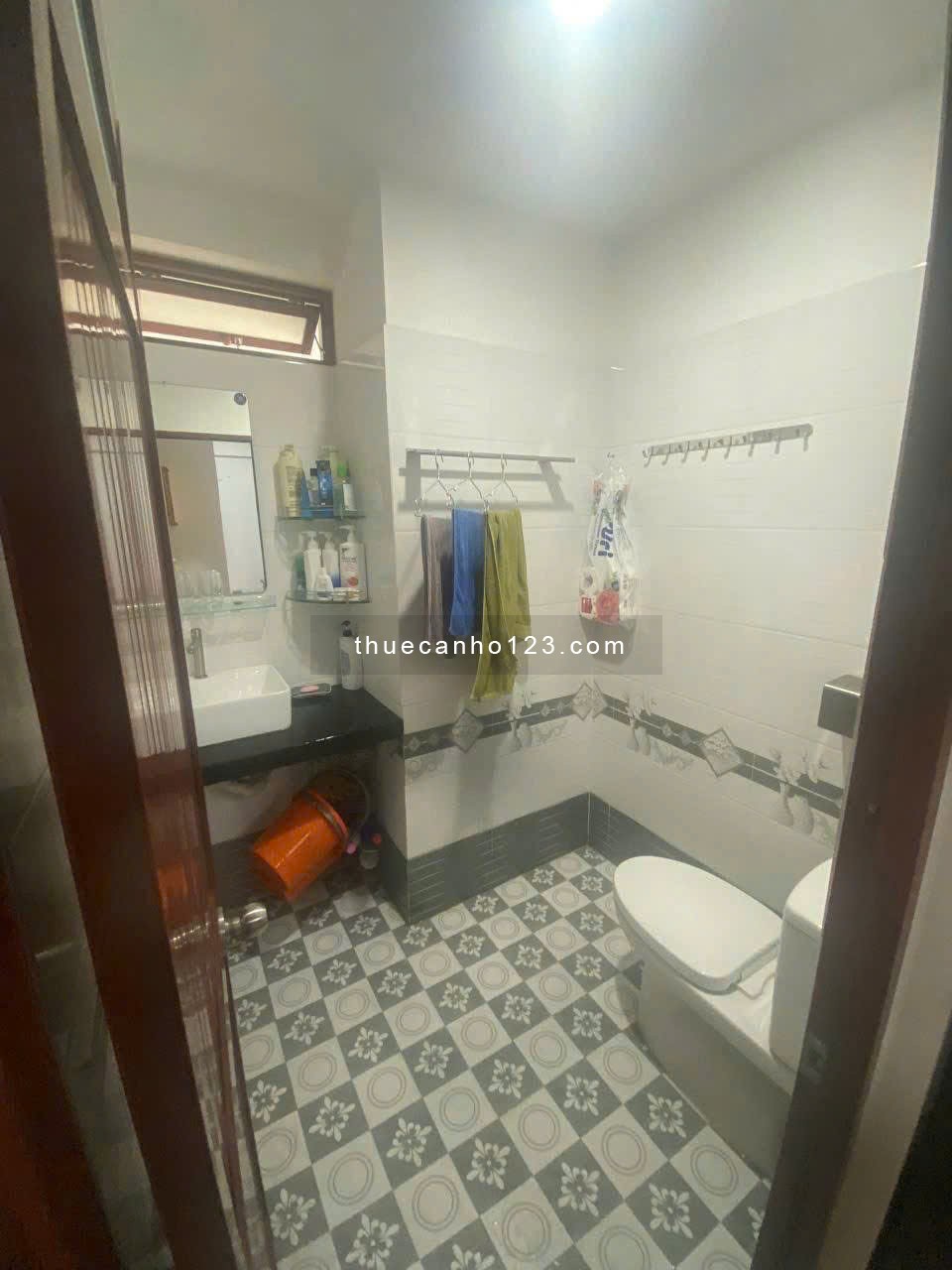 Chung cư Bàu Cát, Hồng Lạc, TB: 75m2, 2p ngủ, full nội thất, 8triệu