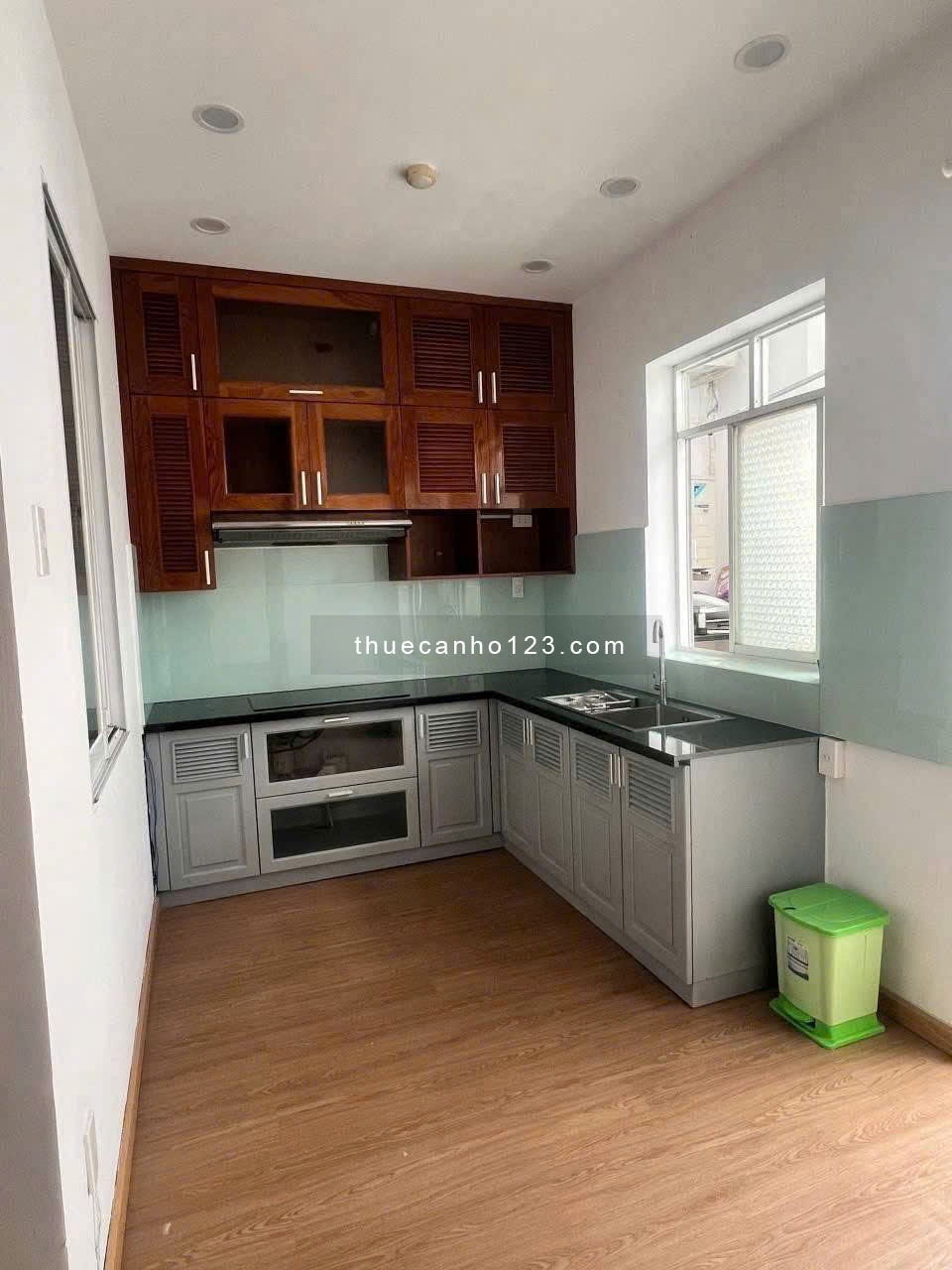 Chung cư Bàu Cát, Hồng Lạc, TB: 75m2, 2p ngủ, full nội thất, 8triệu