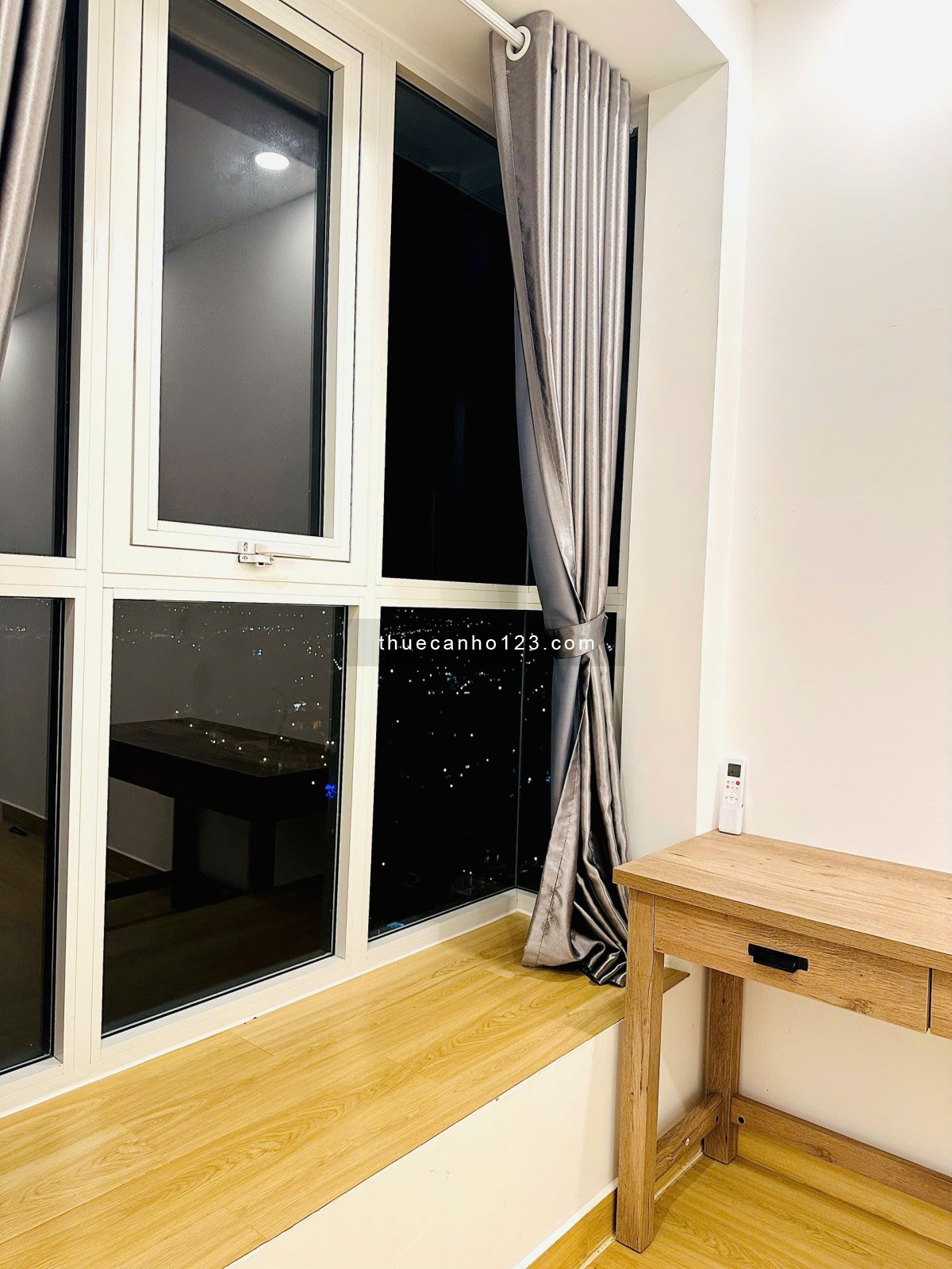 CHO THUÊ chung cư Terra Mia 68m² view sông gồm 2 máy lạnh, rèm, máy nước nóng, máy hút mùi, bếp điện