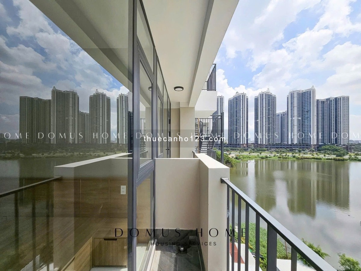 Căn hộ dịch vụ studio - bancon view hướng đẹp, ánh sáng tốt