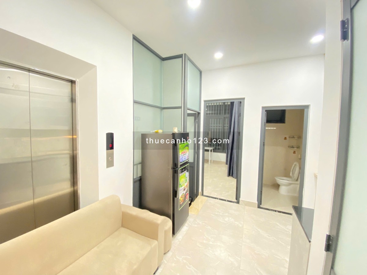 Căn hộ ban công siêu rộng full nội thất gần ga t3 cv Hoàng Văn Thụ quận Tân Bình