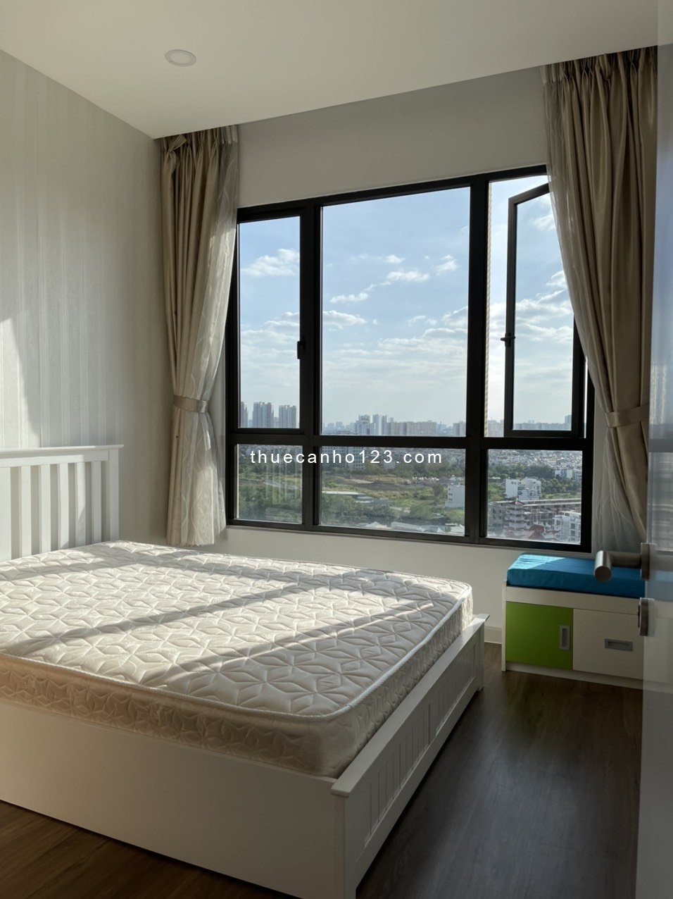 Cho thuê CHCC đẳng cấp 5 sao Estella heights Q.2, 1pn giá 24tr, 2pn giá 30tr, nội thất cao cấp