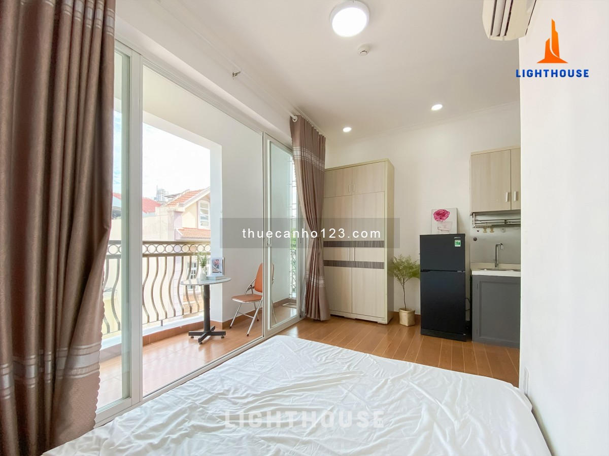 Căn hộ ban công xinh, full nội thất như hình, gần Lotte Mart Tân Bình