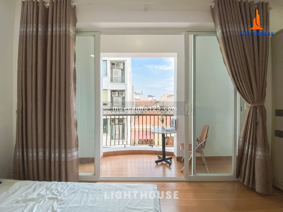 Căn hộ ban công xinh, full nội thất như hình, gần Lotte Mart Tân Bình