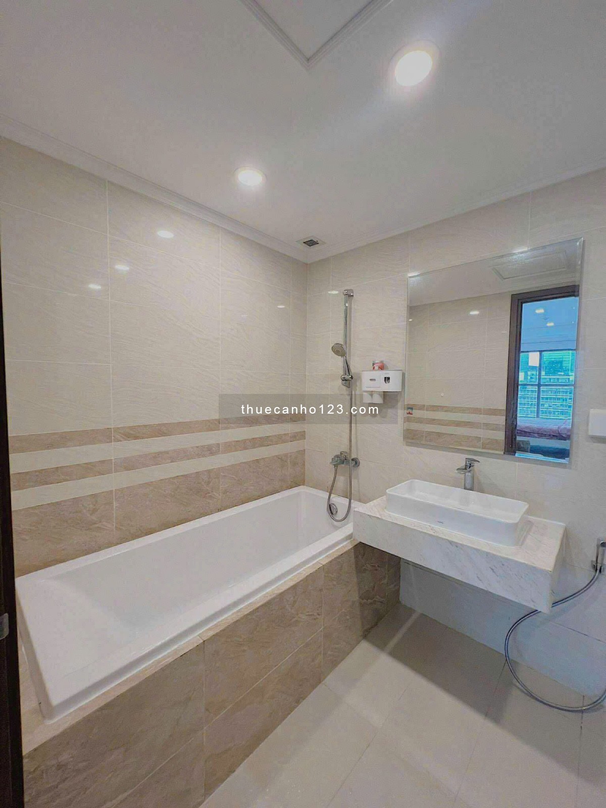 Saigon Royal Residence cho thuê căn 2PN Full nội thất như hình chỉ 23 triệu