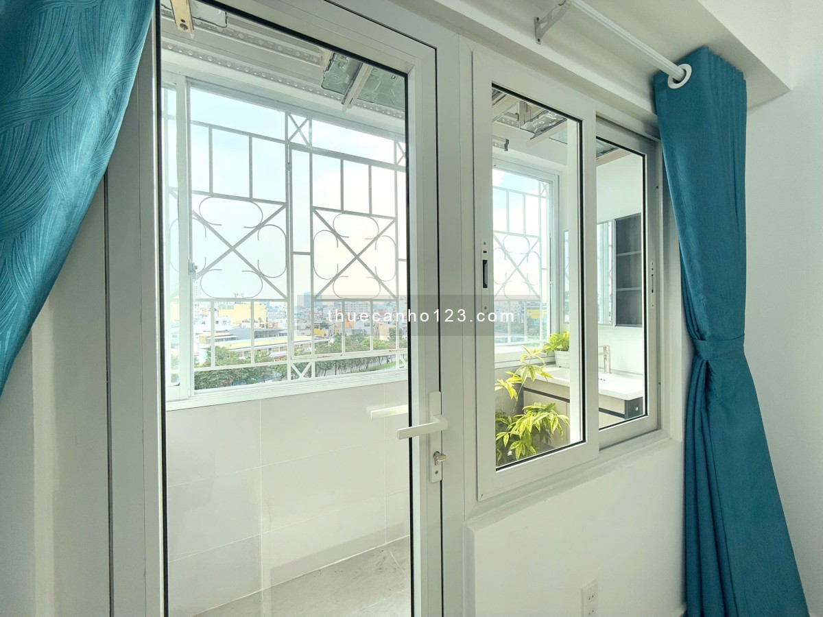 Cho Thuê Căn Hộ 2PN ~70m2 Nội Thất Mới 100% Giáp Quận 1, Gần Phan Xích Long Công Viên Lê Văn Tám