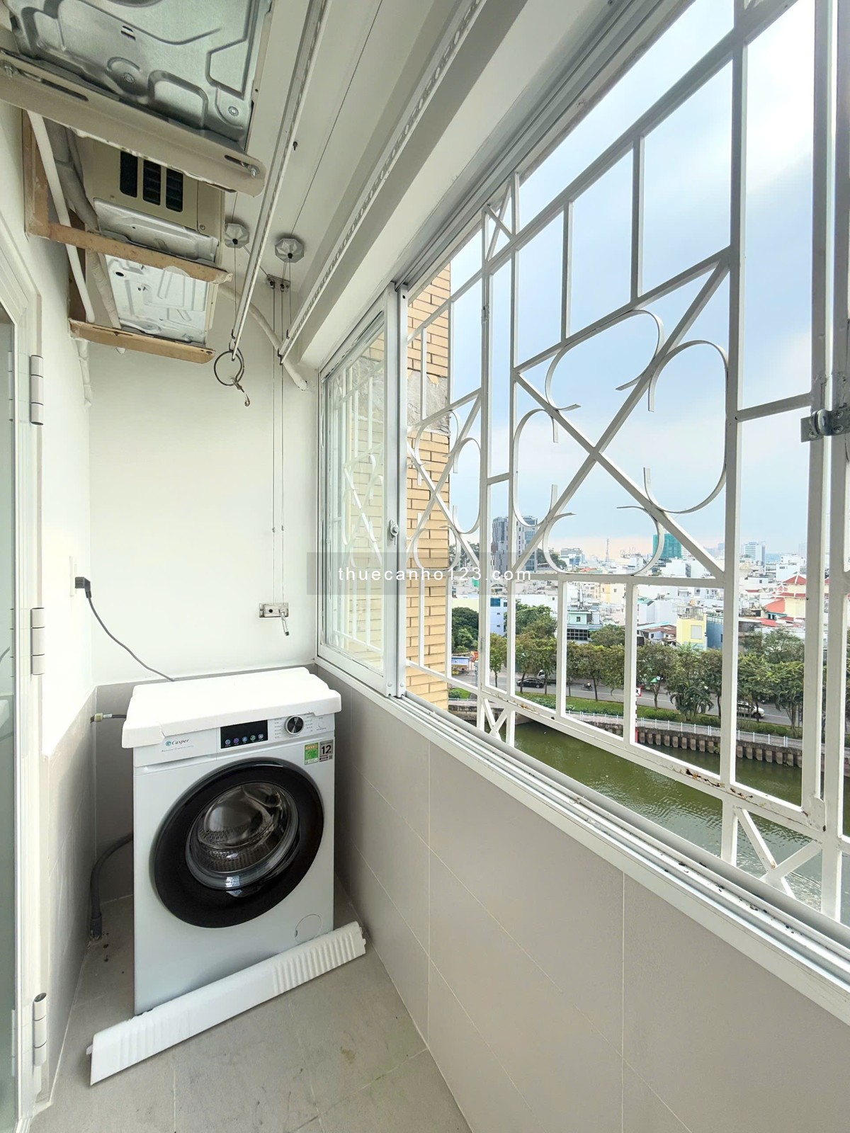 Cho Thuê Căn Hộ 2PN ~70m2 Nội Thất Mới 100% Giáp Quận 1, Gần Phan Xích Long Công Viên Lê Văn Tám